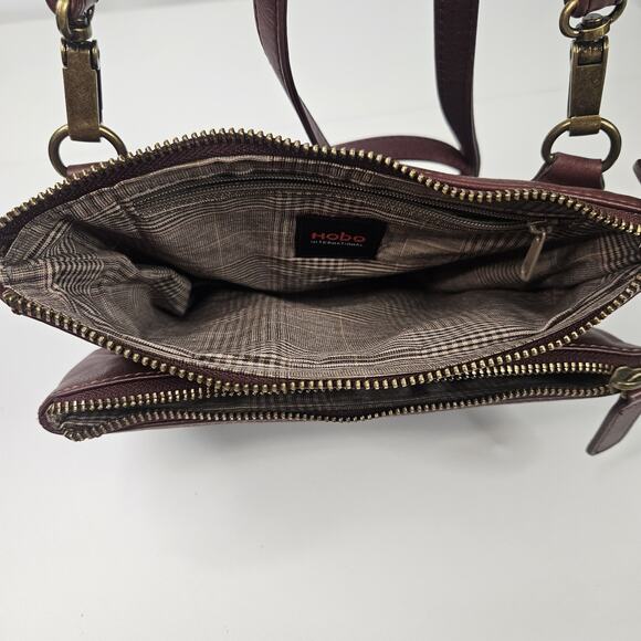 Hobo Merlot Crossbody Bag Strap Faux Leather Womens Handbag Purse Multi Comparts - Picture 8 of 11